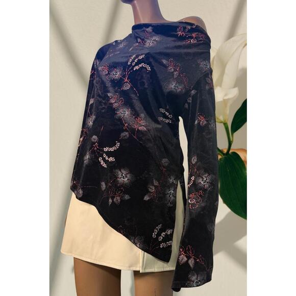 Tops - Vintage Tradition asymmetrical velvet  long sleeve sparkly florals print M-L